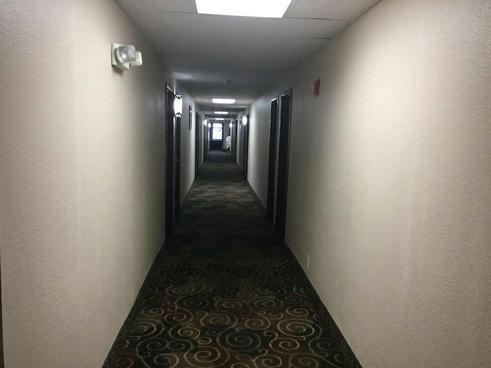 Фото Super 8 by Wyndham Youngstown/Austintown