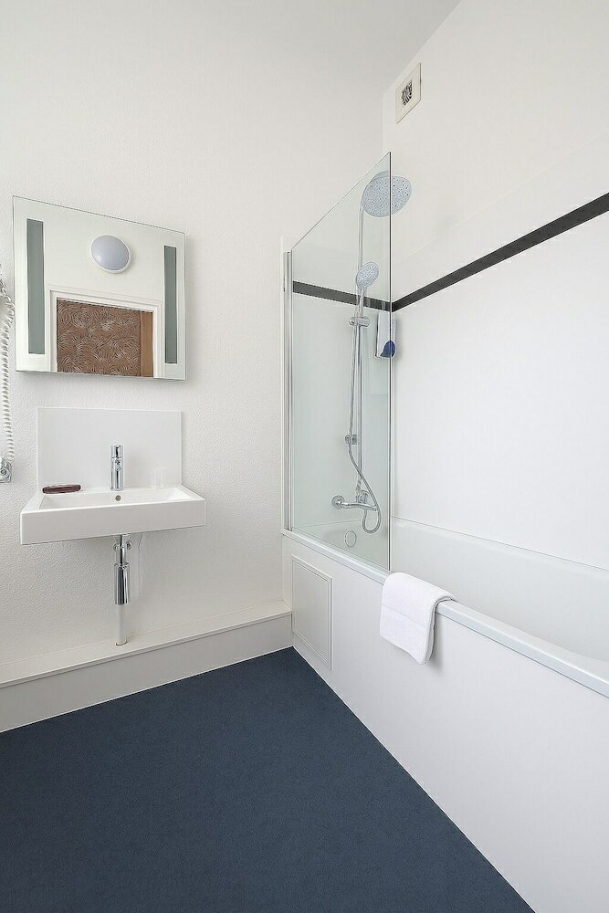 Фото Hotel Albert Elisabeth Gare Sncf