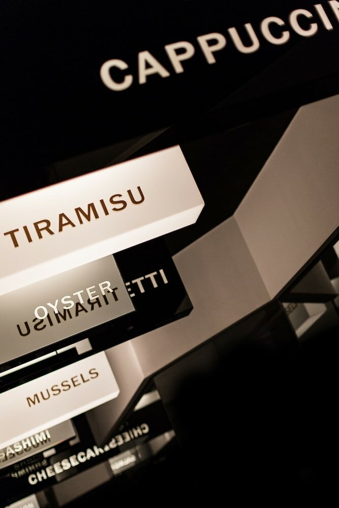 Фото Stanford Hotel