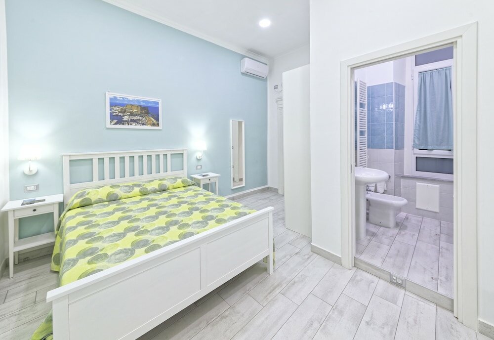 Фото B&b Rest a Napoli