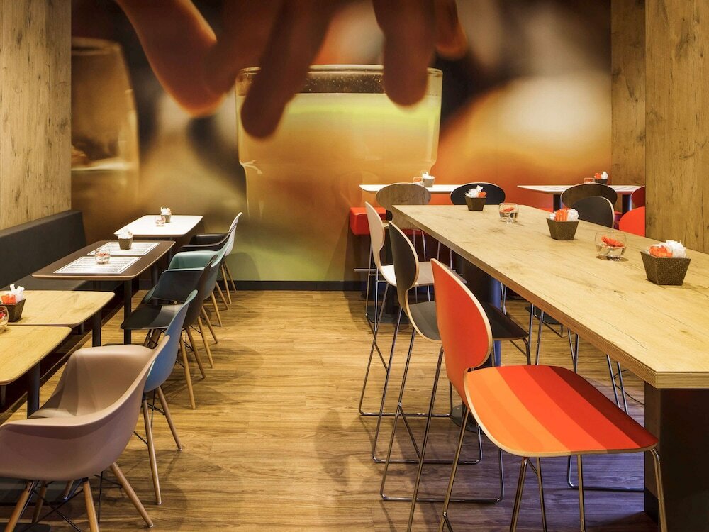 Фото ibis Versailles Château