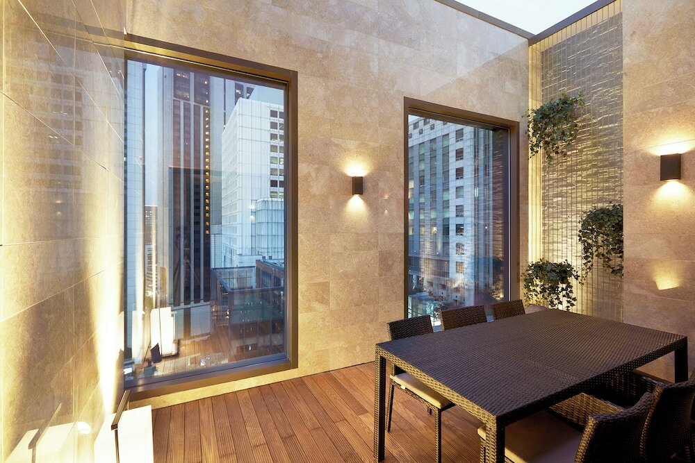 Фото Crown Park Hotel