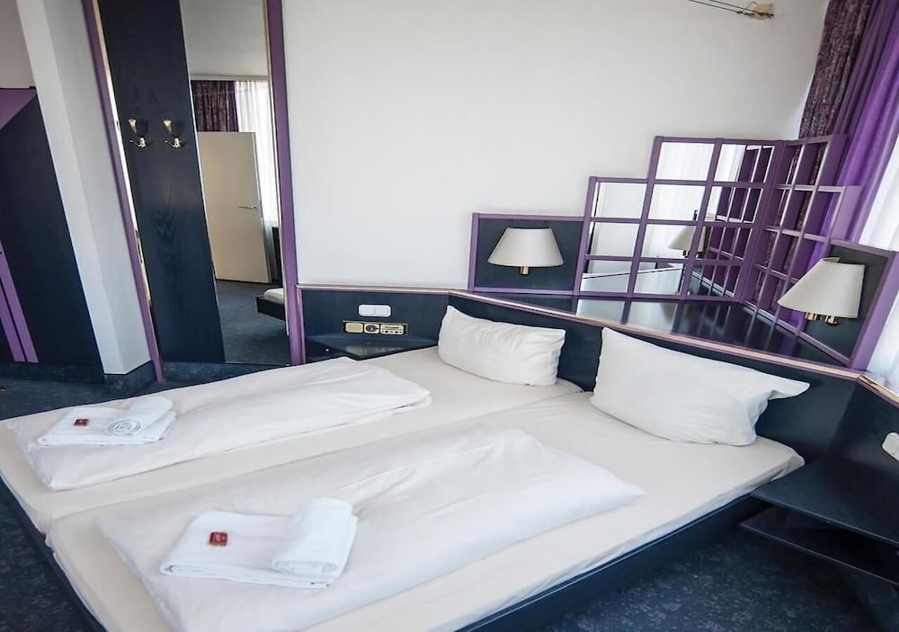 Фото Hotel Mirage