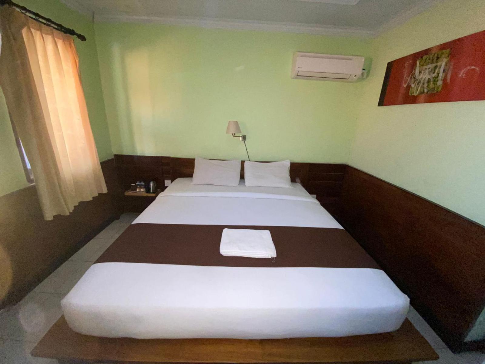 Фото Dedy Beach Inn