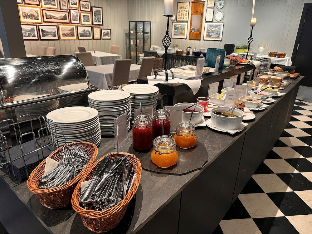 Фото Hofslund Fjord Hotel