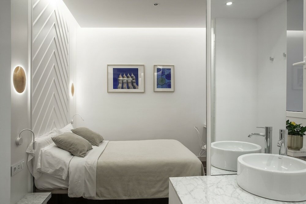 Фото Gaudi Hotel