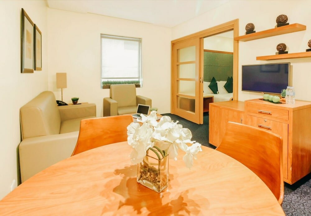 Фото Greenhills Elan Hotel Modern