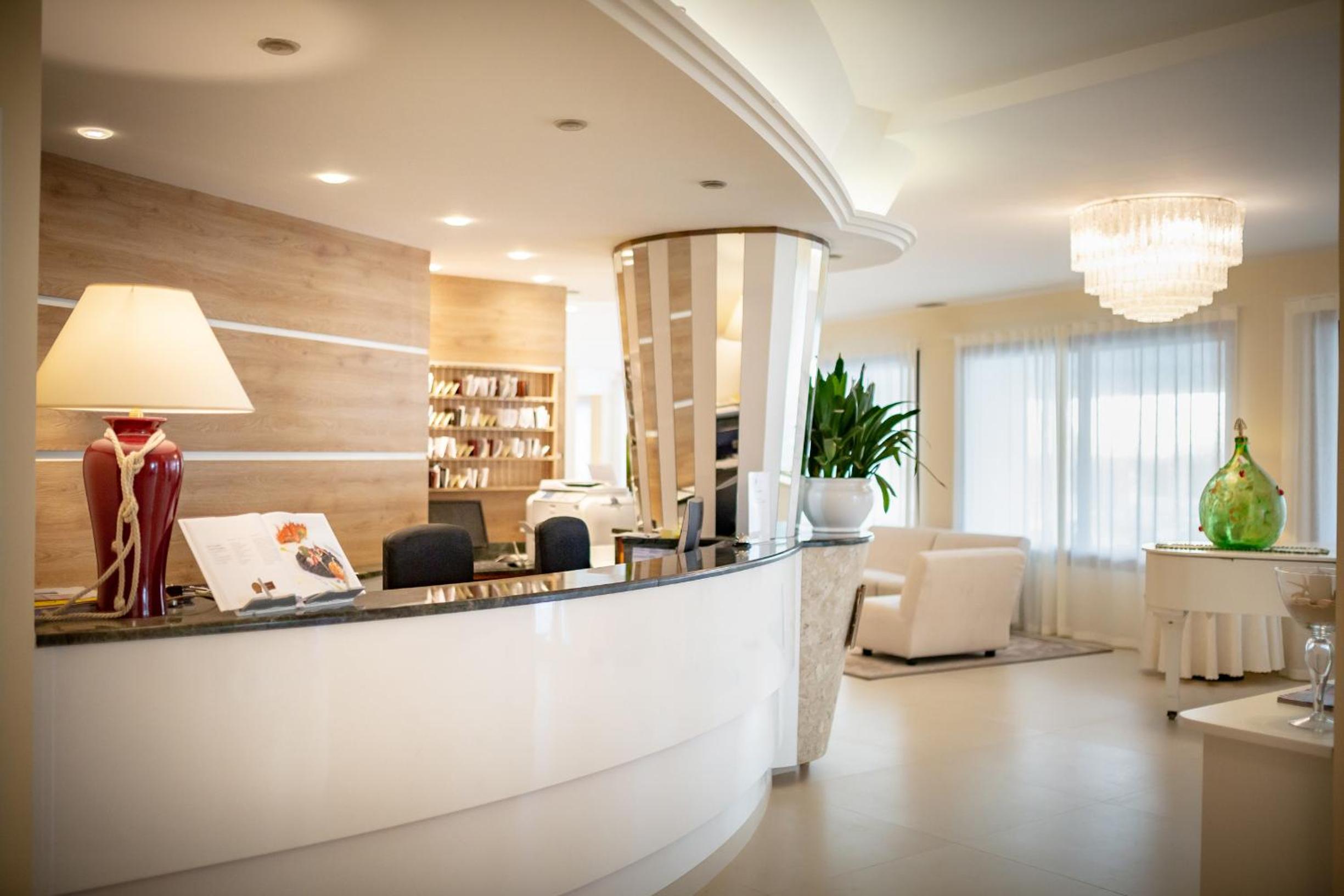 Фото Hotel International Beach