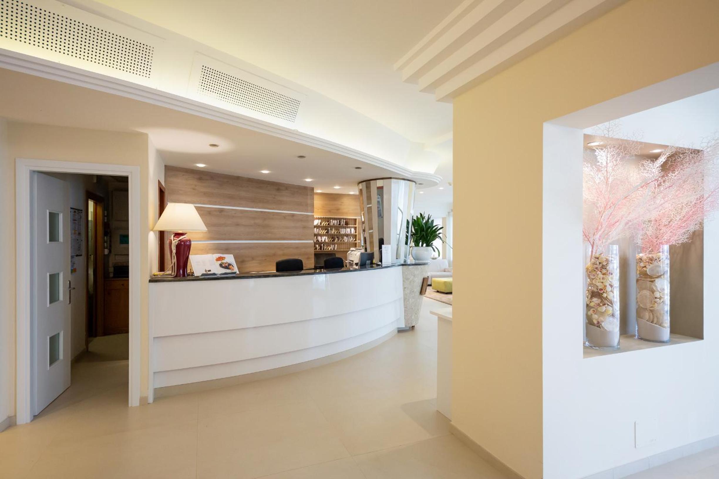 Фото Hotel International Beach