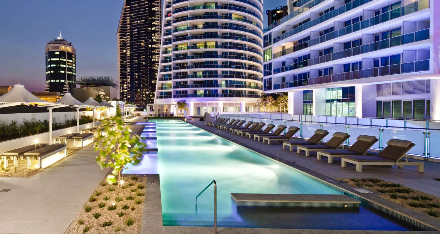 Фото Hilton Surfers Paradise Hotel & Residences