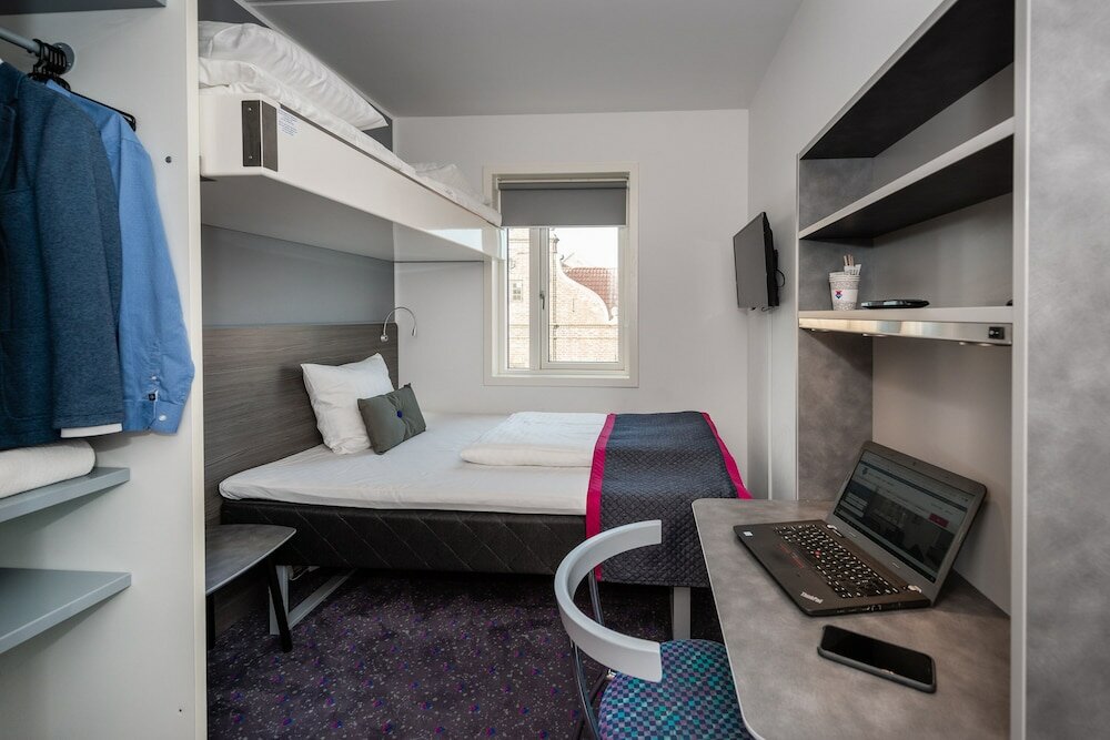 Фото Cabinn Aalborg Hotel