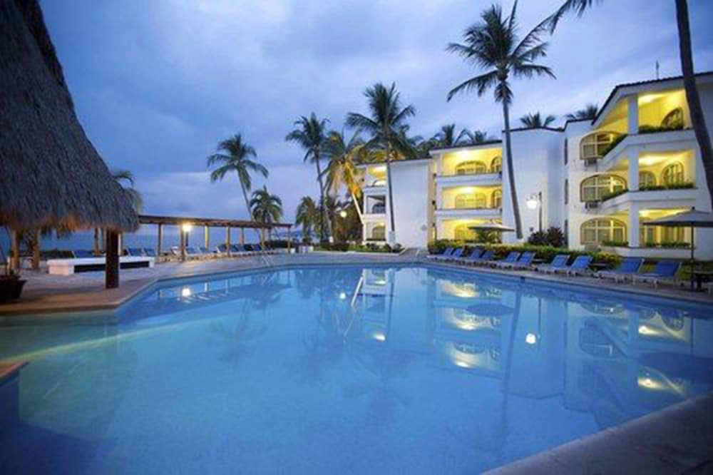 Фото Vista Vallarta All Suites on the Beach