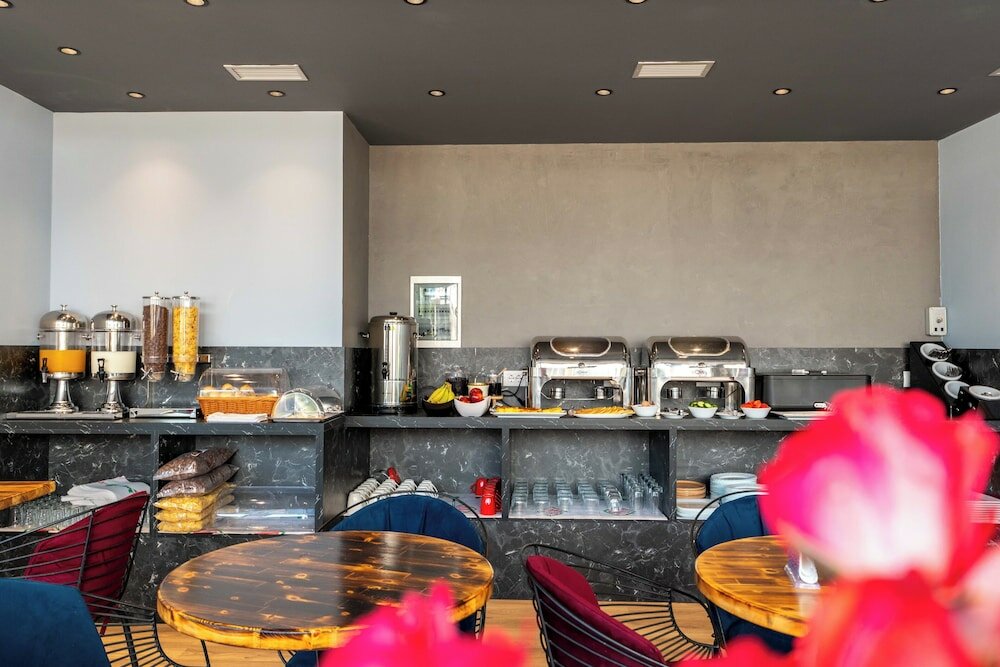 Фото Hotel Piramida