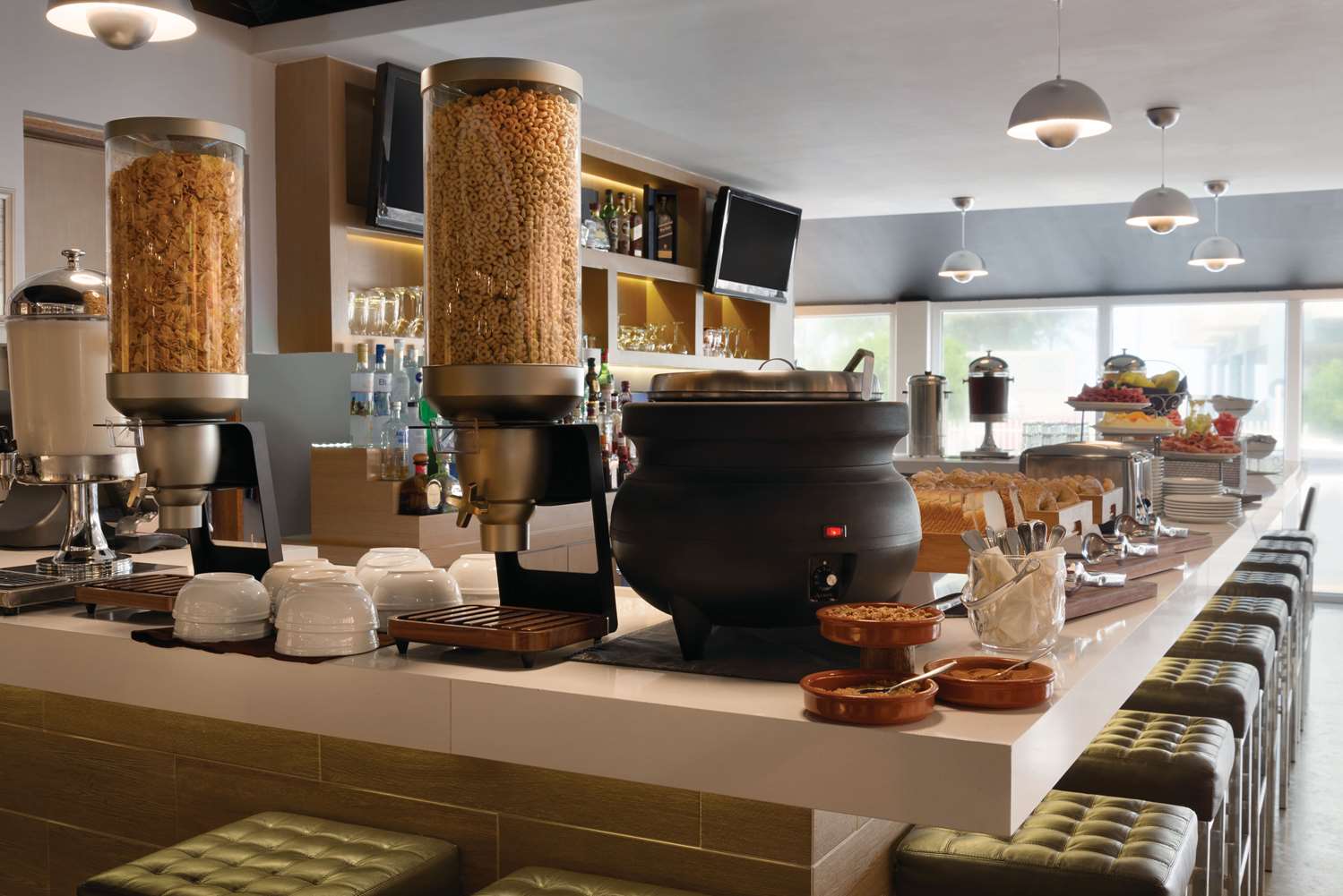 Фото Tryp by Wyndham Isla Verde