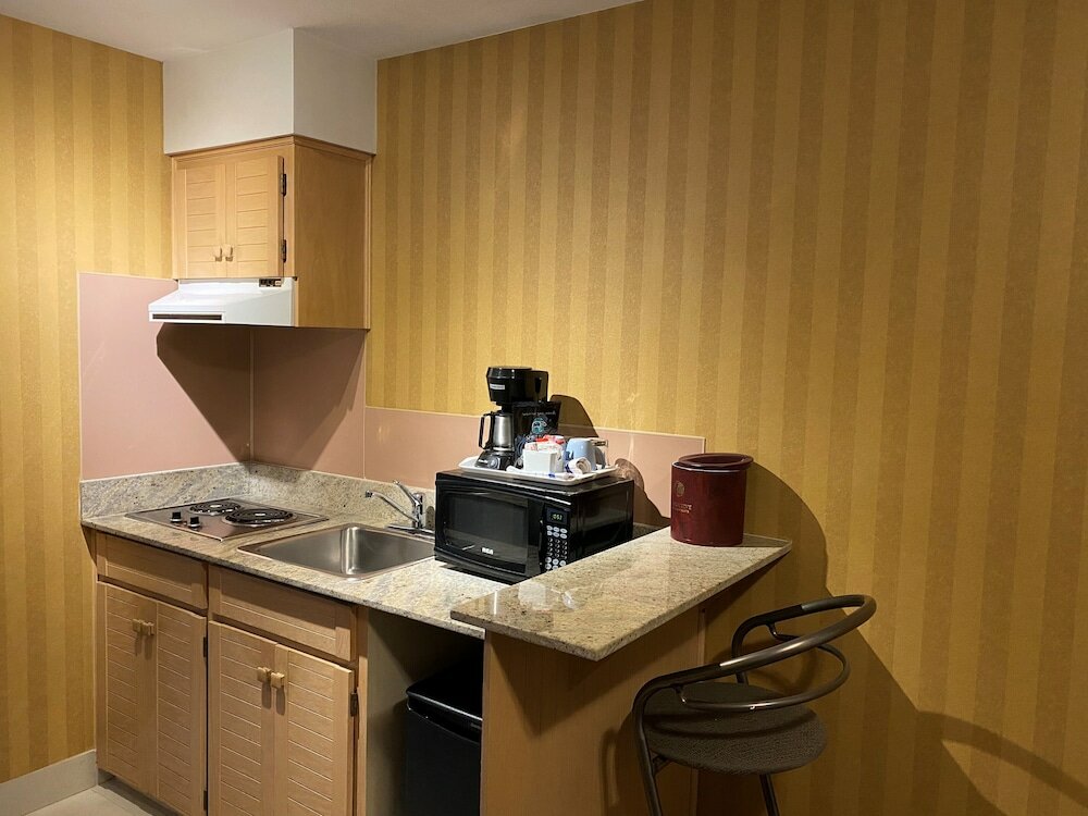 Фото Executive Hotel Vancouver Airport