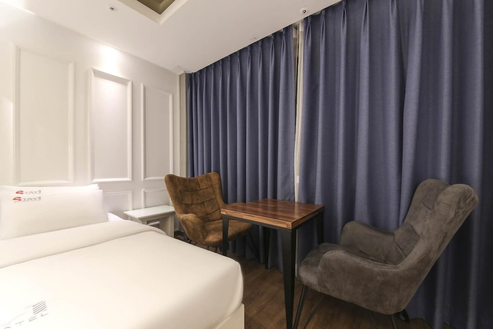 Фото Gwangju Acc Stay Hotel