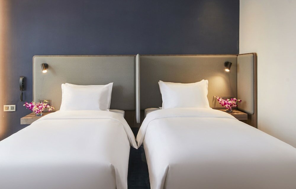 Фото Holiday Inn Express Shanghai Xuhui Binjiang