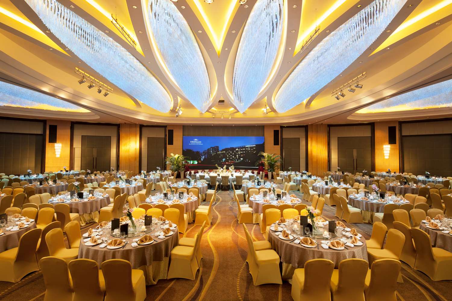 Фото Hilton Nanjing Riverside