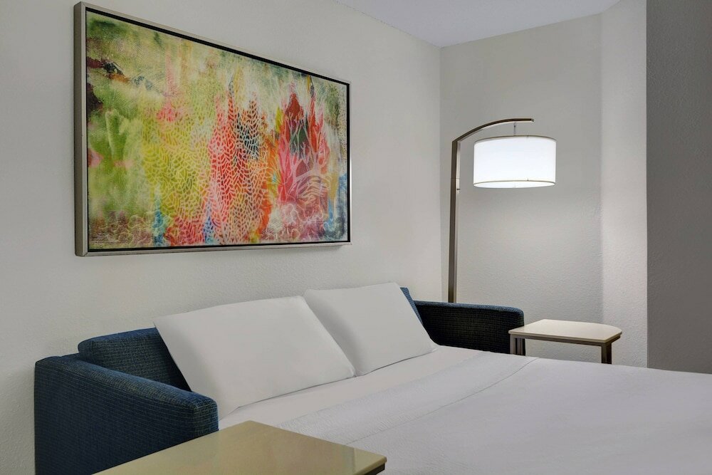 Фото SpringHill Suites by Marriott Jacksonville