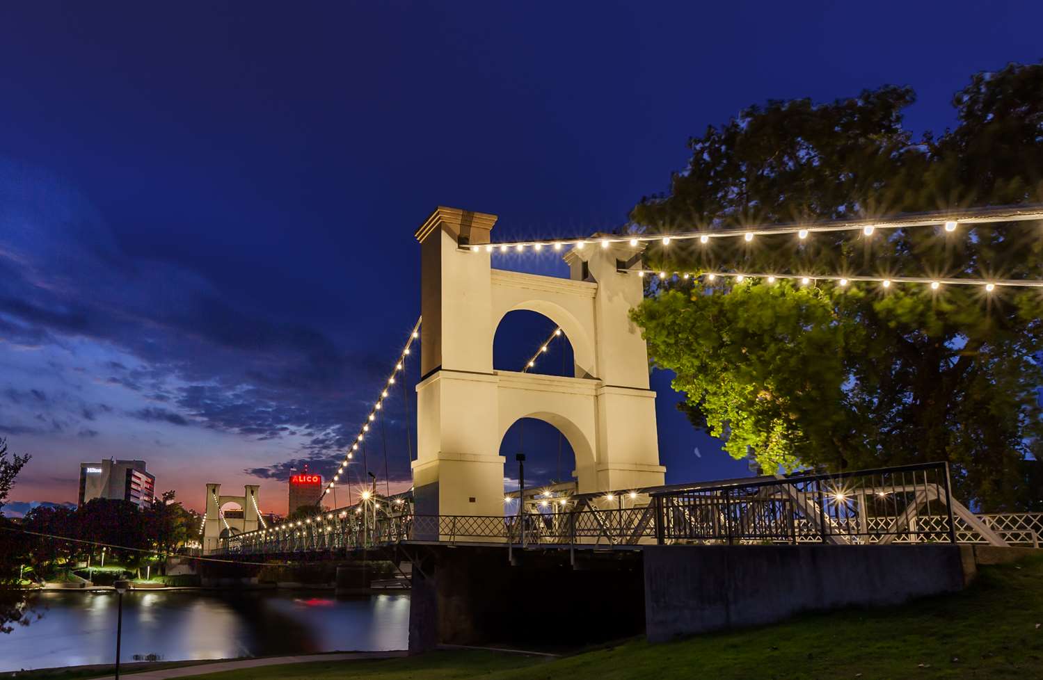 Фото Hilton Waco