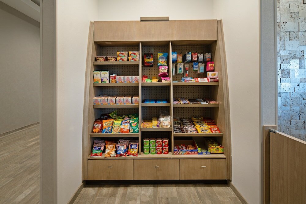 Фото Staybridge Suites Long Beach Airport, an Ihg Hotel