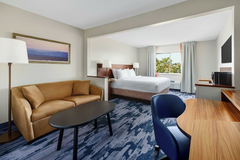 Фото Fairfield Inn by Marriott Philadelphia Airport