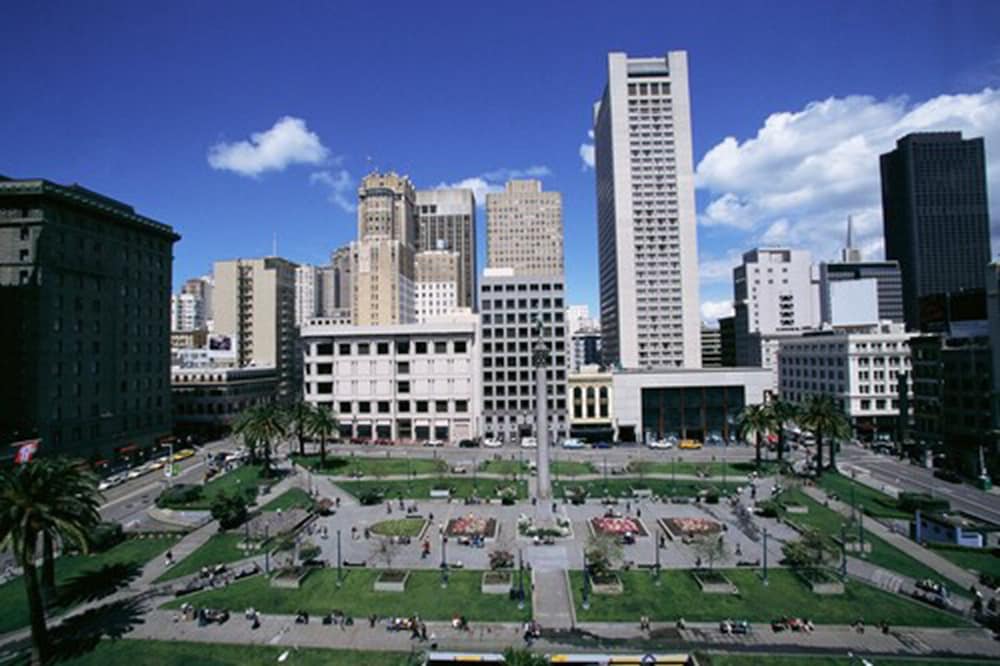 Фото Executive Hotel Vintage Court