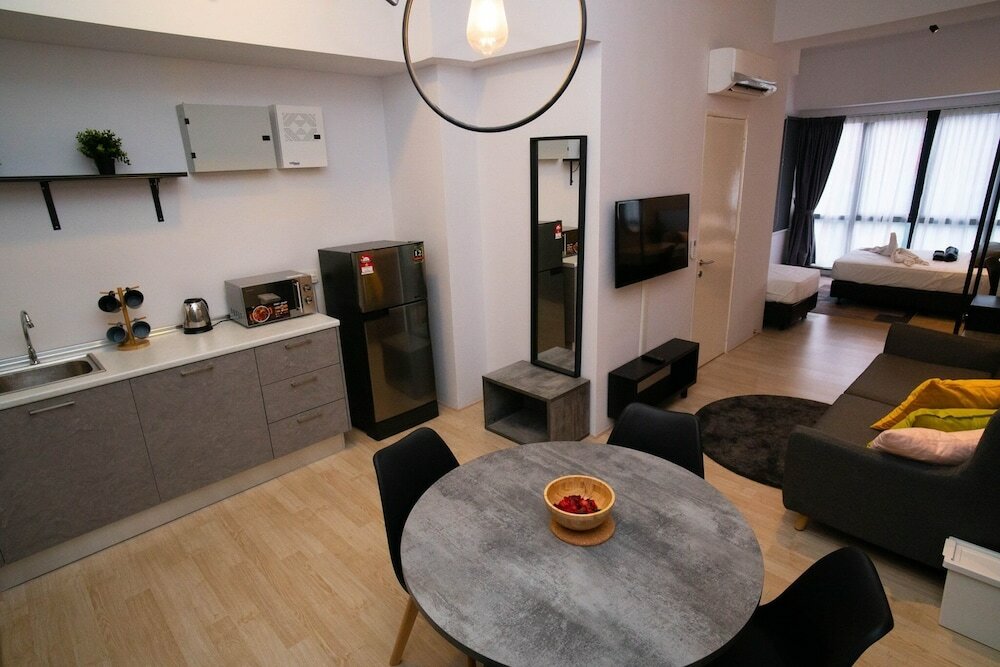 Фото BrightonHome at Revo Aurora Place Bukit Jalil