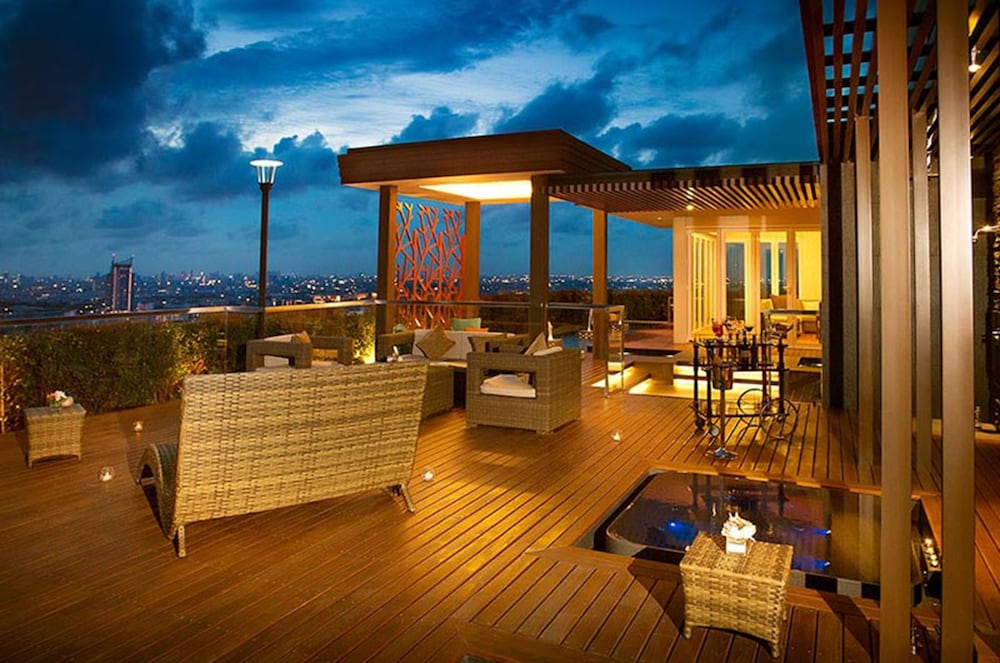 Фото The Grand Fourwings Convention Hotel