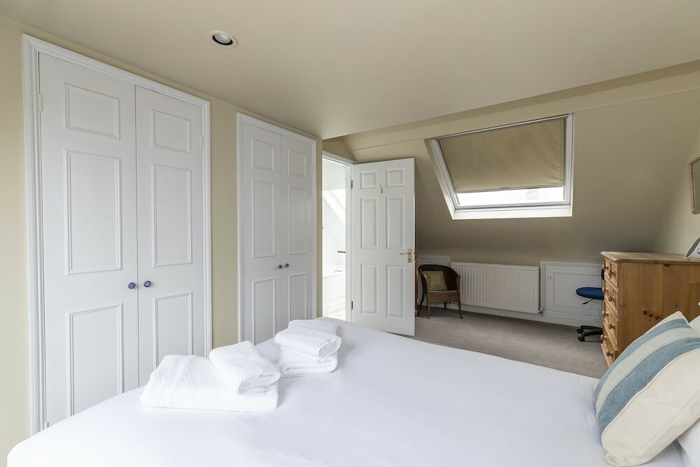 Фото Altido Charming 3 bed house with a rooftop terrace