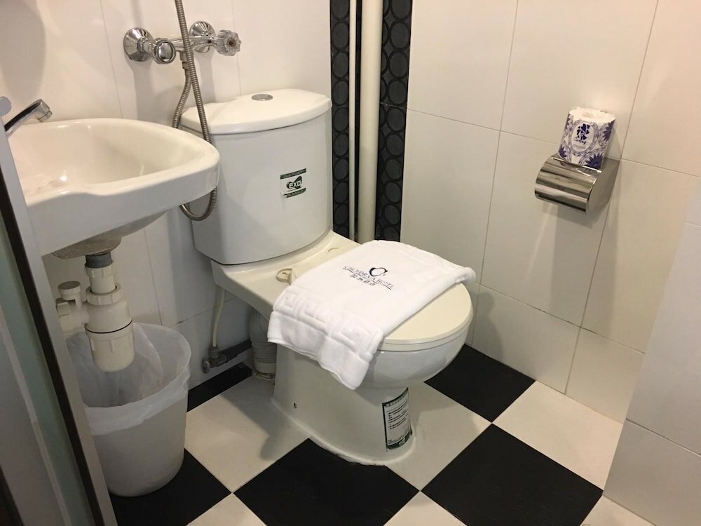 Фото California Hotel