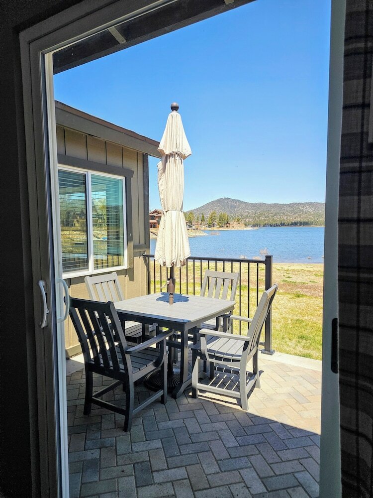 Фото Big Bear Frontier