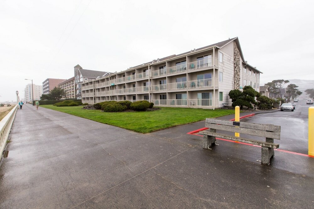 Фото Hi-Tide Oceanfront Inn