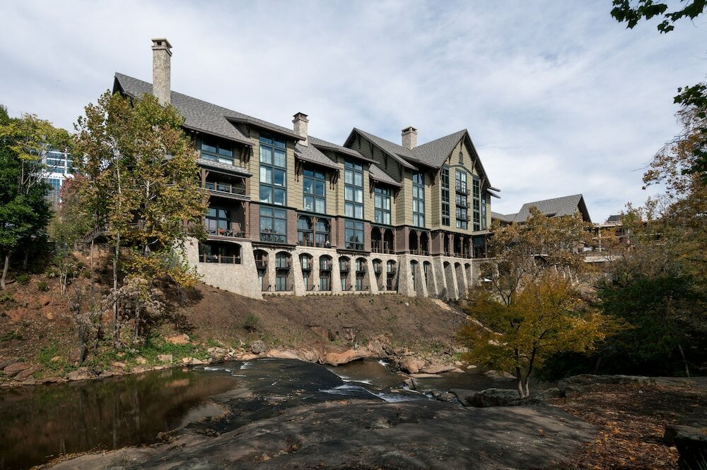 Фото Grand Bohemian Lodge Greenville Autograph Collection