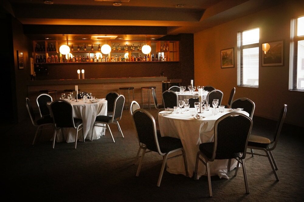 Фото Spinifex Hotel