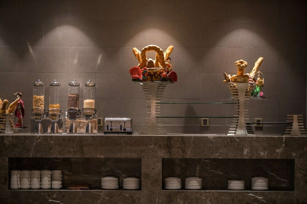 Фото Jingtang Ramada Encore Hotel