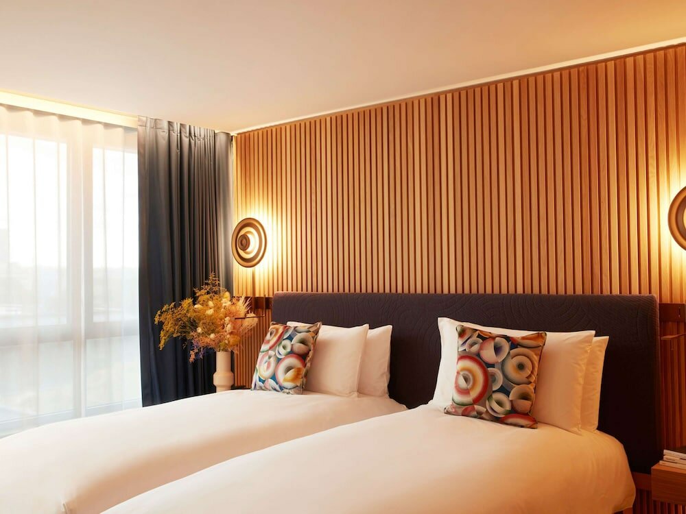 Фото So Paris Hotel