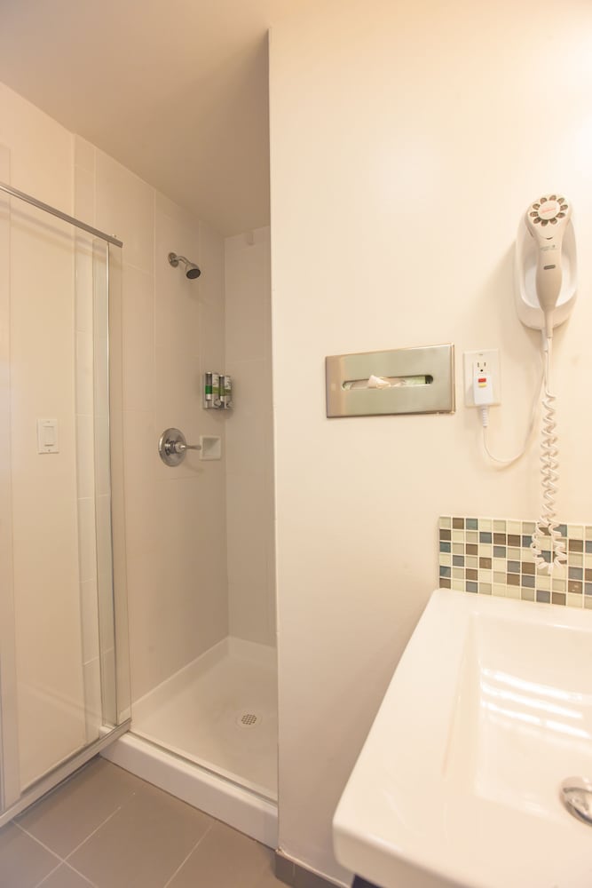 Фото Grant Plaza Hotel