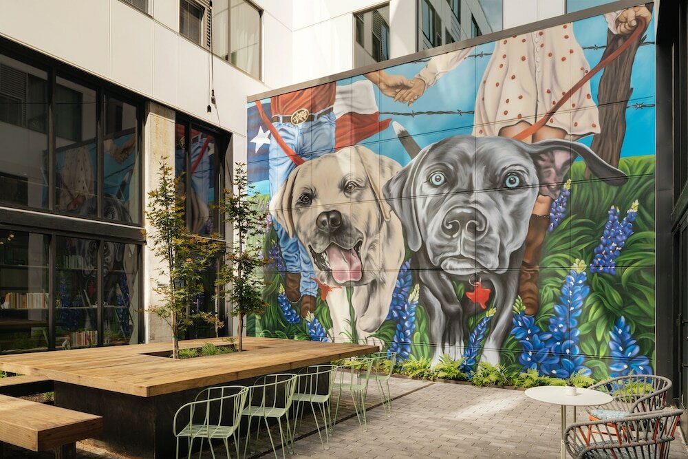 Фото Origin Austin, A Wyndham Hotel