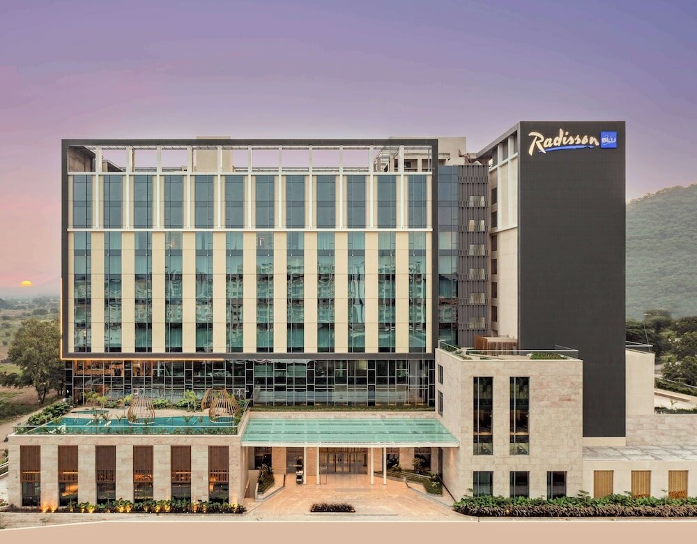 Фото Radisson Blu Hotel & SPA, Nashik