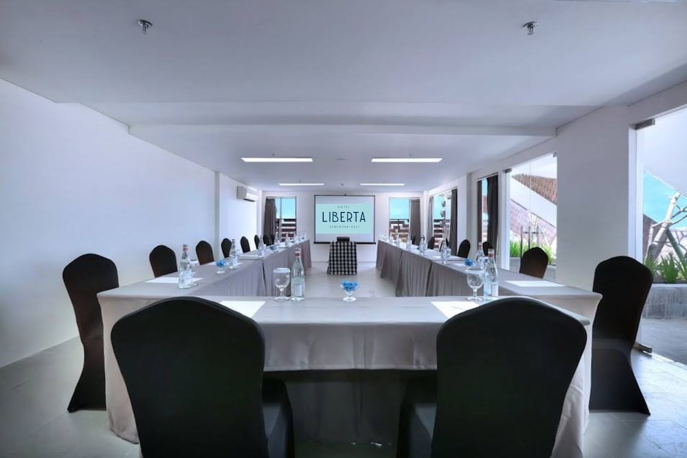 Фото Hotel Liberta Seminyak