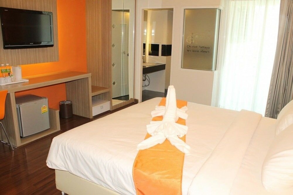 Фото Chariot Pattaya Residence