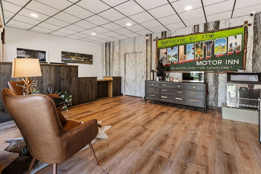 Фото Travelodge by Wyndham Emlenton