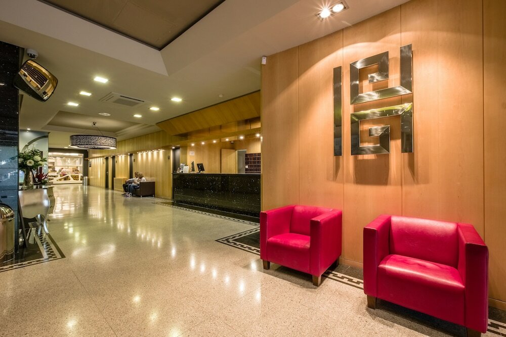 Фото Hotel California Garden