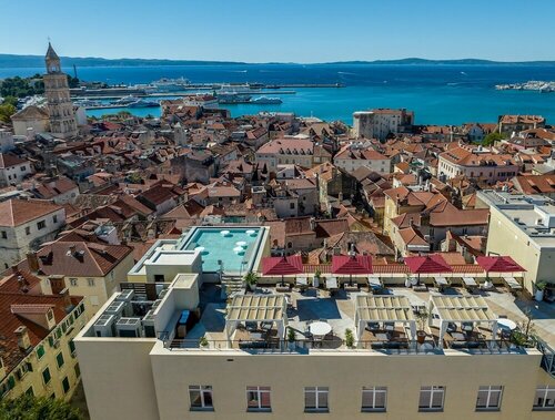 Гостиница Cornaro Hotel в Сплите