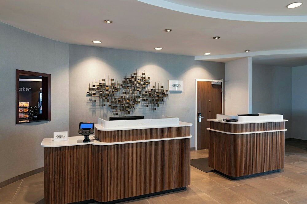 Фото Courtyard by Marriott Boise West Meridian