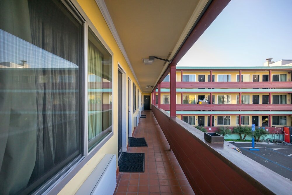 Фото Motel Capri