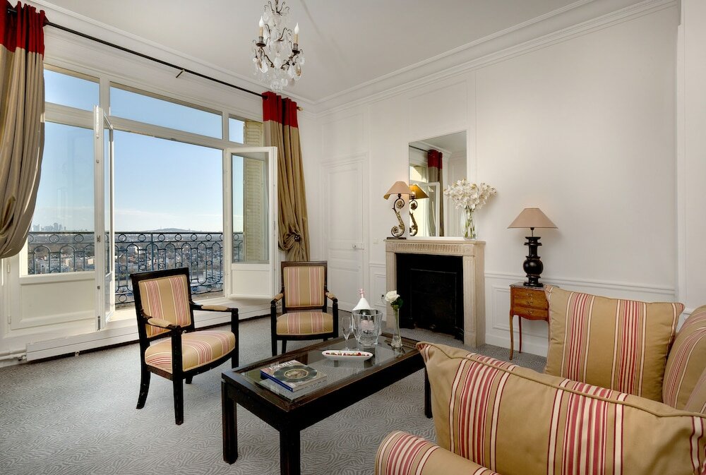 Фото Pavillon Henri IV