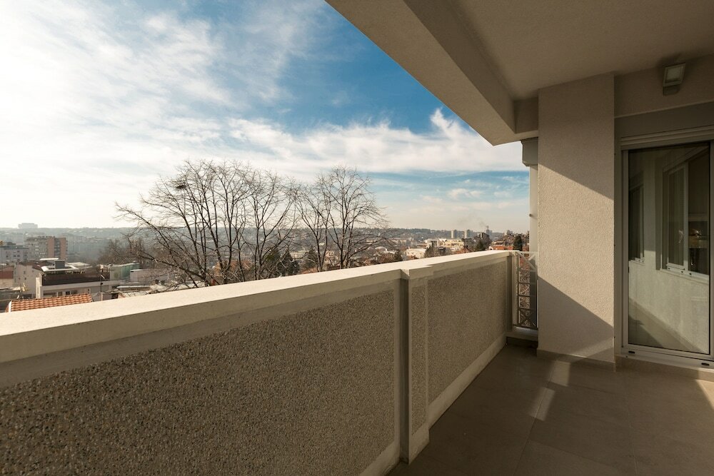 Фото Hotel Tesla Smart Stay