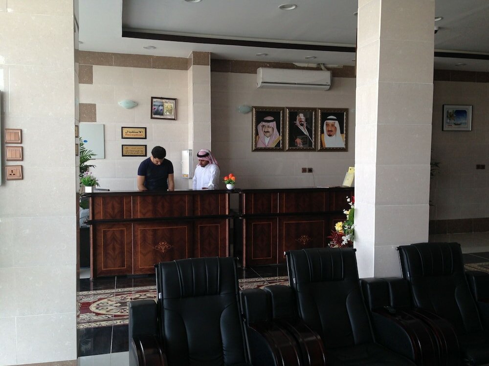 Фото Al Eairy Furnished Apartments Tabuk 2